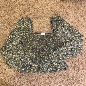 Cropped Floral blouse